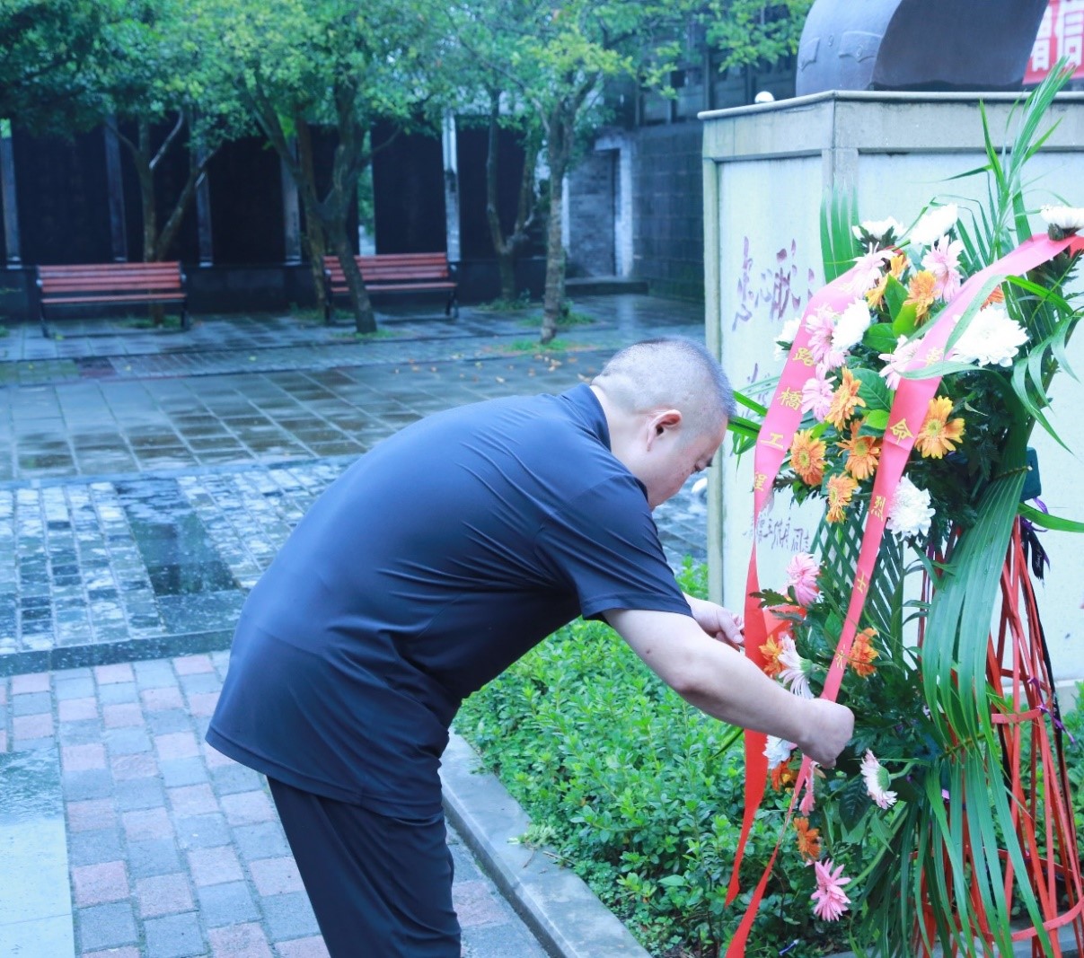 慶建黨百年系列活動-公司開展“學(xué)黨史、感恩黨、跟黨走”主題教育活動