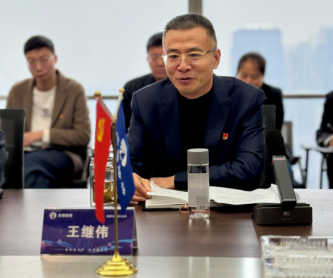 成都路橋黨委組織召開黨員干部大會深入學(xué)習(xí)中央八項規(guī)定精神